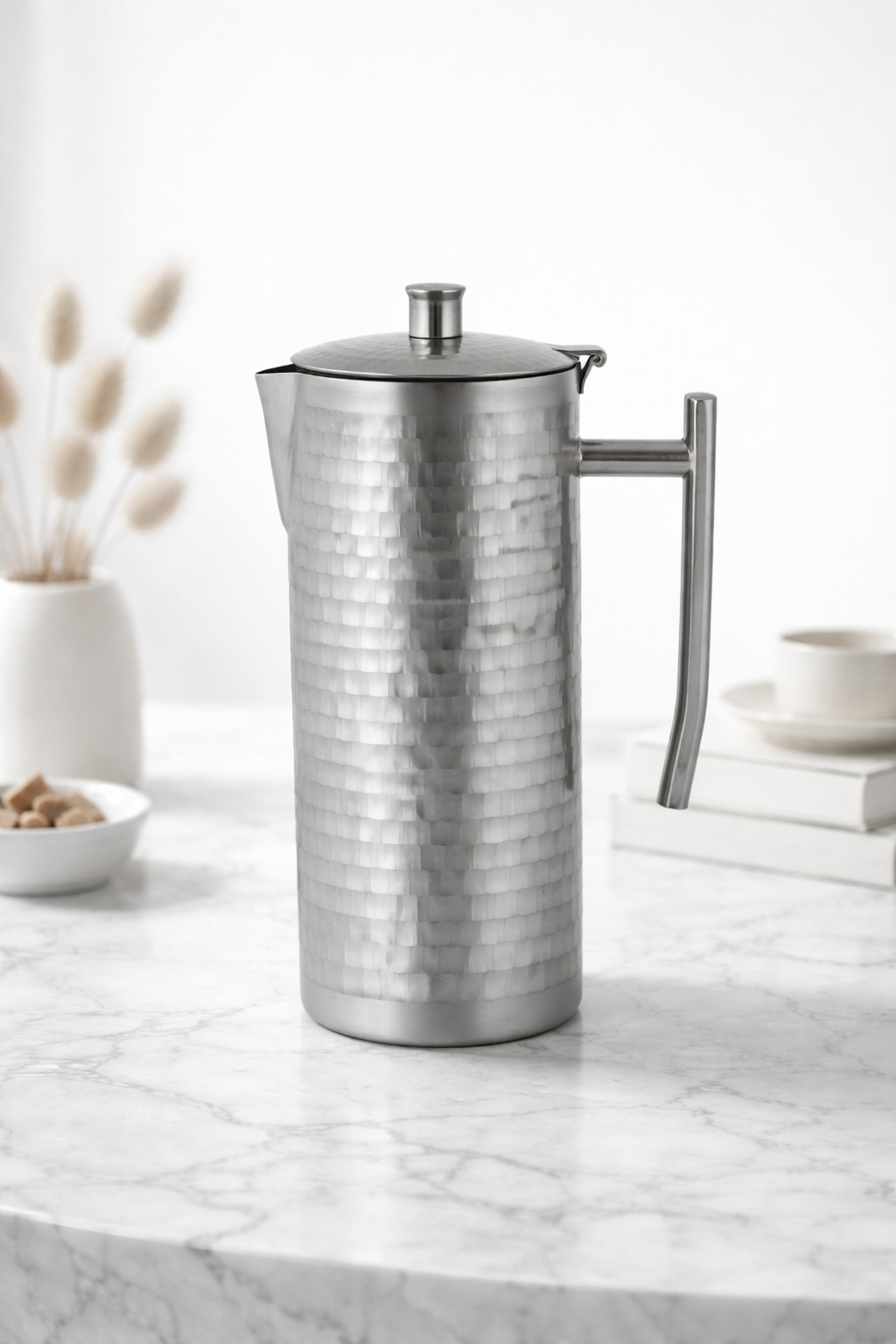 Manhattan Hammered Vintage 2 Ltr Insulated Water Pitcher with Ice Guard